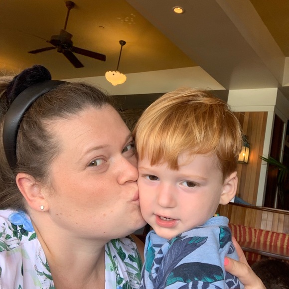 Meet your Posher, Christina - Picture 9 of 16